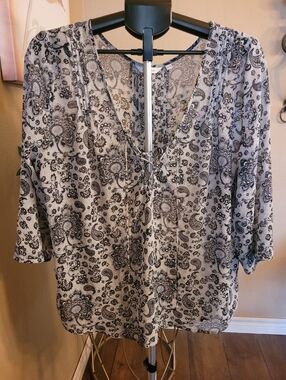 Reitmans Black and Grey  Blouse 3/4 Sleeve